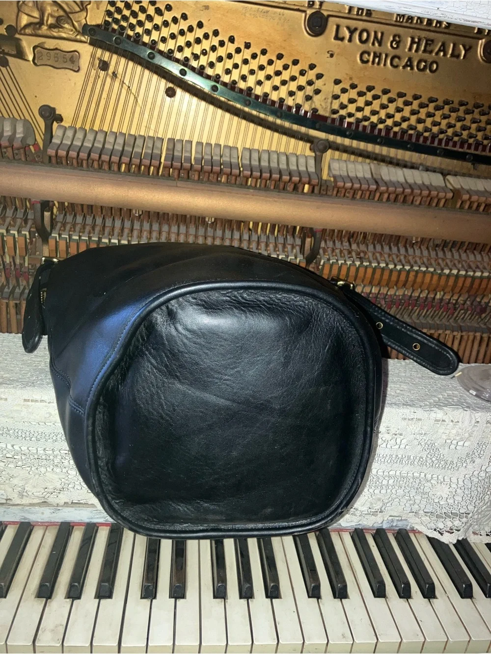 Black Coach 9085 XL Duffle shoulder Bag
